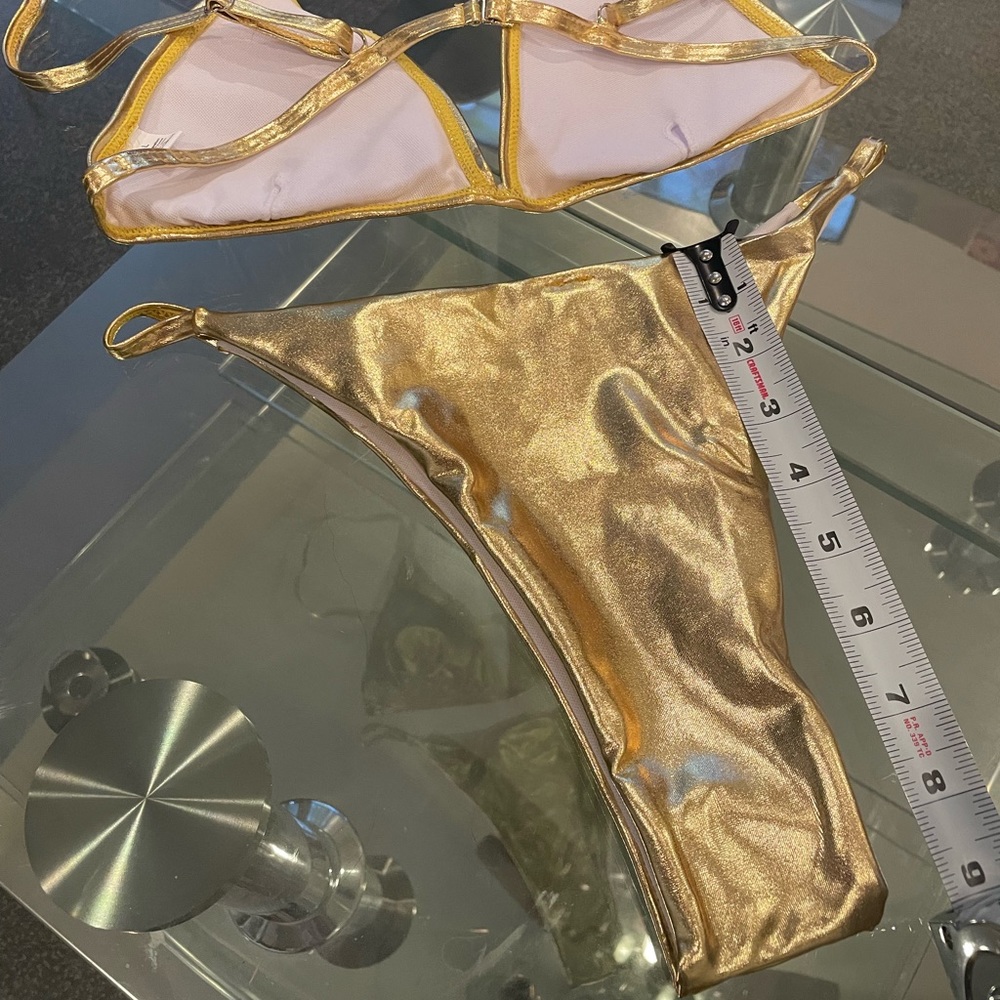 Gold Bikini Set - Picture 4 of 7